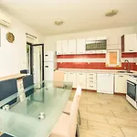 Andela By Interhome Vakantiehuis Maslenica